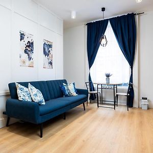 Studio met een King Size Bed